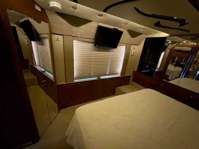 2001 Wanderlodge LXI 40 listing  16 