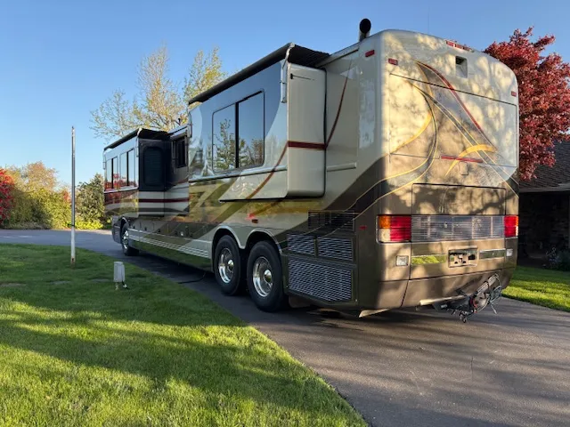 2001 Wanderlodge LXI 40 listing  18 