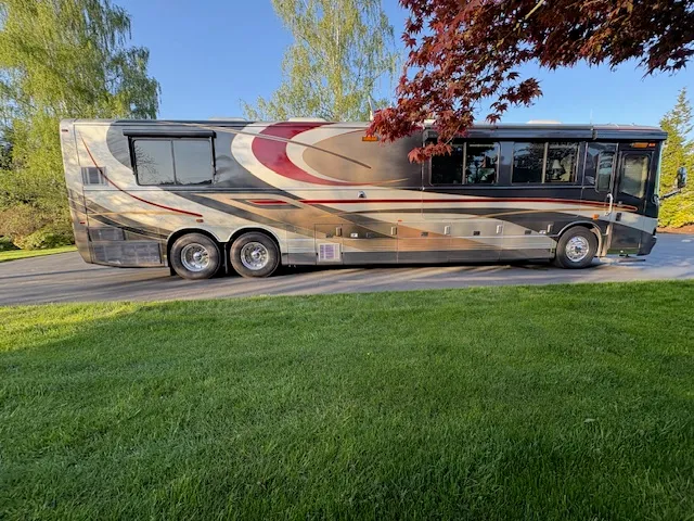 2001 Wanderlodge LXI 40 listing  20 