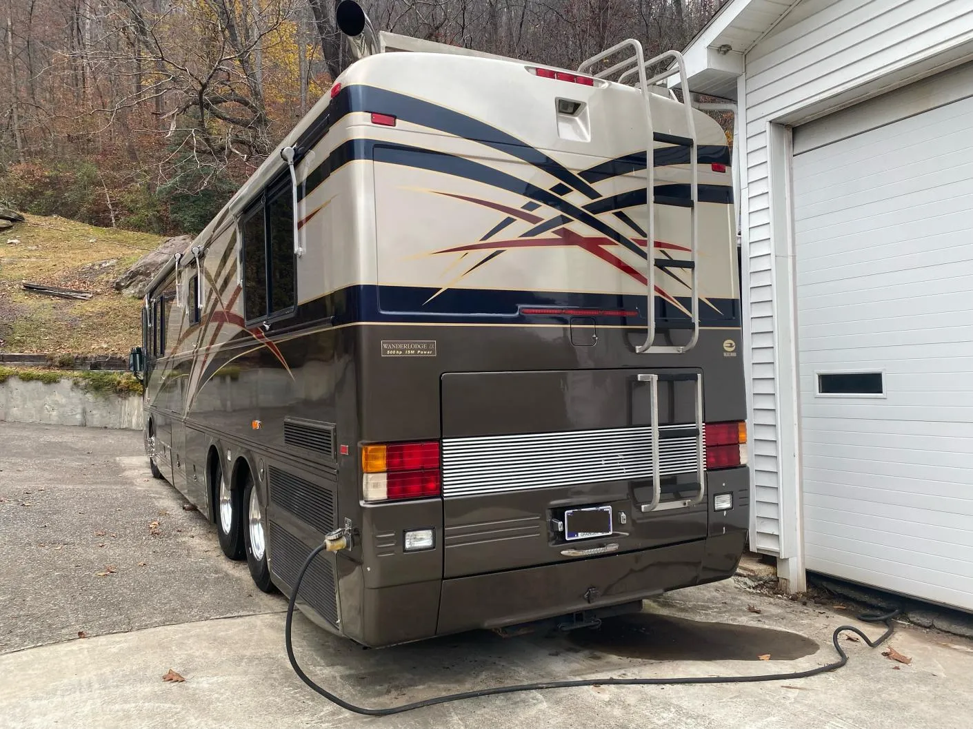 2001 Wanderlodge LXI 40 listing  9 