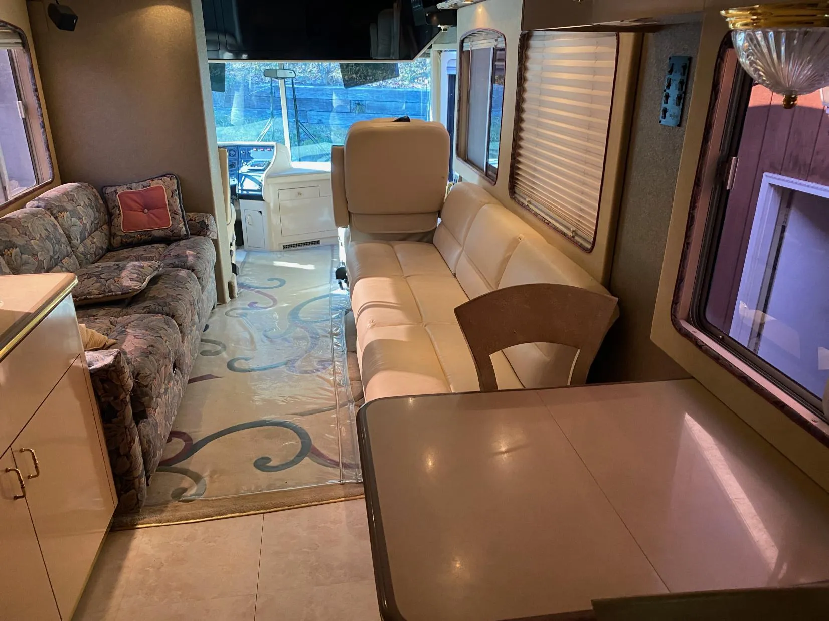 2001 Wanderlodge LXI 40 listing  19 